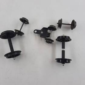 36160 Lionel Plastic Solid Wheel Set 5 Total Lot Of 2 Matched Sets One Connector