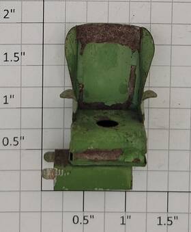 418-110 Lionel Green 400 Series Passenger Car Seat And Bracket