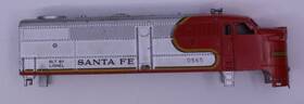 565-2 Lionel Ho Santa Fe Diesel Locomotive Body Damaged