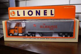 6-52116 Lionel Milwaukee Road 50th Anniversary Commemorative Car Truck Trailer