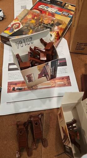 6-12717 Lionel 6-5771 O Gauge Brown Plastic Set Of Three Bumpers Model