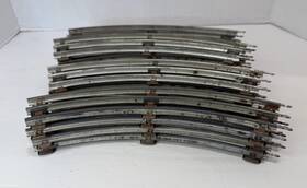 6-65012 Lionel - 6-5012 027 Curved Track Section 17 Pieces
