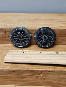 701-18 Lionel Plain End Wheel Assembly Qty 2 701-18 Lionel Plain End Wheel Assembly Qty 2