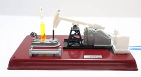 71-2912-250 Lionel Lionelville Oil Co. Operating Pumping Station 6-12912 O Gauge 027