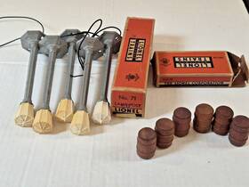 362-78 Lionel #71/362-78 #71 Postwar Die Cast Lamp Posts 5 / Six Barrels 362-78 Lionel #71/362-78 #71 Postwar Die Cast Lamp Posts 5 / Six Barrels