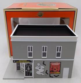 73-4124-200 Lionel The Halloween Store Main Street Building Ln/box