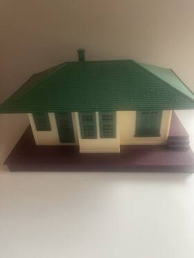 Lionel 8-2138 Lionelville Illuminated Freight Station Building O Gauge 1 48