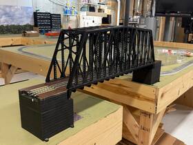 82110 Lionel O Scale - Extended 30 Inch Truss Bridge #82110. Black