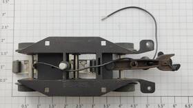 8855-35 Lionel 6-wheel Dummy Diesel Truck With Wire And Collector