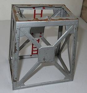 Lionel 96/97/98/437 #96/97/98/#437 Signal Tower Structure / With Laddes