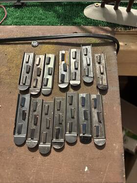 Co-24 Lionel Clips For Inch O Guage Track