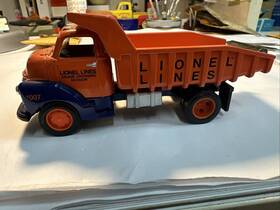 343500 Lionel H069 Lines Ertl Diecast Dump Truck