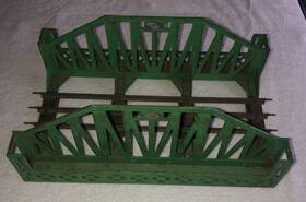 O2993 Lionel Pre-war Tinplate #280 Standard Gauge Truss Bridge Green