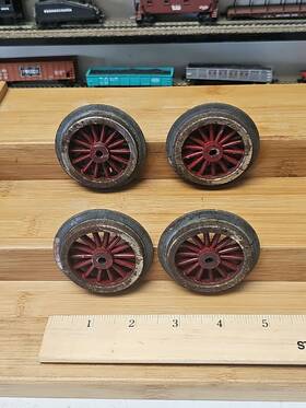 Sm-75-3 Lionel 4 2-3/8 Inch Super Motor Red Drive Wheel 2 With Gear And Axle Sm-75-3 Lionel 4 2-3/8 Inch Super Motor Red Drive Wheel 2 With Gear And Axle