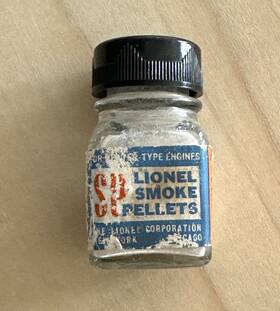 Sp-spx1 Lionel Sp Vintage Smoke Pellets Bottle. 20 Square Jar