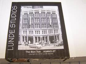 Ho-27 Lunde Studios The Bon Ton 5.5 Inch X 8 Resin Building Kit Open Box Ho-27 Lunde Studios The Bon Ton 5.5 Inch X 8 Resin Building Kit Open Box