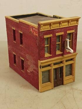 439-801 Magnuson Models Built Ho Scale Century Series Dons Shoe Store Building