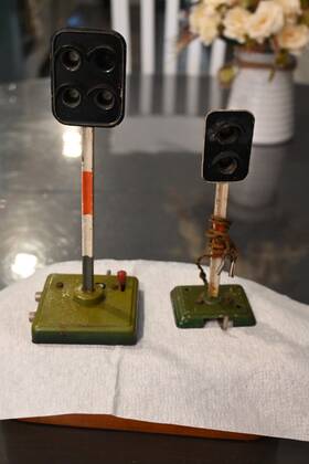 13447 Marklin 2 -rare Prewar / O Gauge Electric Signals