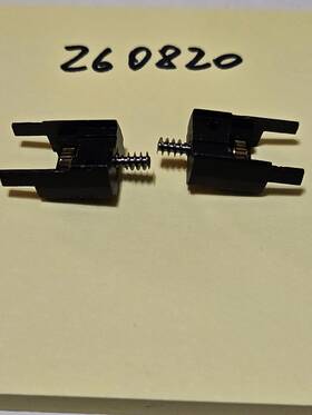 260820 Marklin 262190 Pair Of Isolators Used