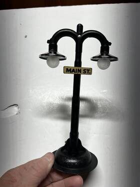 Fb-124 Marx Vintage Twin Light Lamp Post No 429 Main St 7.5 Inch Tall
