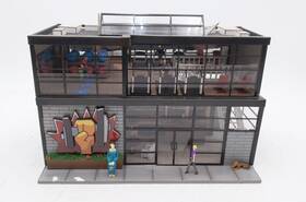 275-9253 Menards O Scale Limited Edition Jimbos Gym Ex