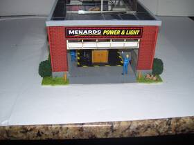 279-3051 Menards Inch O Gauge Power And Light Used