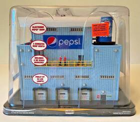 279-5014 Menards Ho Scale Train Building Pepsi Bottling Plant Includes Power Supply