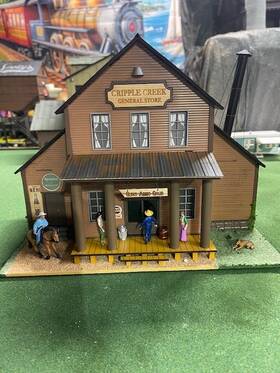 2798306 Menards O Gauge Cripple Creek General Store