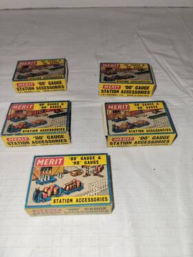 5081 Merit 5 Vintage Accessories 1 Is Matchbox Type Boxes Board Signs More