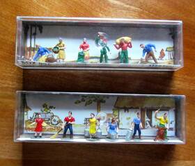 896-926 Merten 2 Miniature Farm Workers 896 926 Germany 896-926 Merten 2 Miniature Farm Workers 896 926 Germany