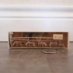 N2409 Merten Horses Box Germany Nos
