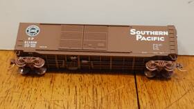 246016 Micro-trains 211206 N Scale Southern Pacific 50ft Standard Double Door Box Car 1i