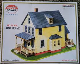 Model Power 037135004337 433 Ho Scale Farm House Building Kit Open Box