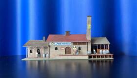 Model Power 037135004511 Ho Scale 1 87 Lowenbrau Brewery - Ideal For Train Sets Assembled
