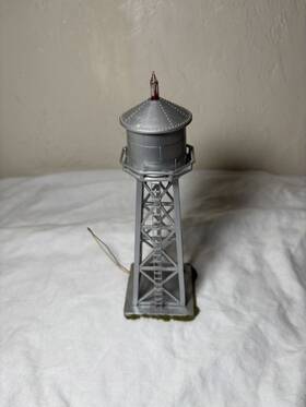 Model Power 037135006300 630 Ho Flashing Water Tower Missing The 2 Figures