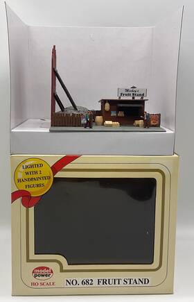 Model Power 037135006829 Ho Scale #682 Fruit Stand Lighted With 2 Hand Painted Figures Model Power 037135006829 Ho Scale #682 Fruit Stand Lighted With 2 Hand Painted Figures