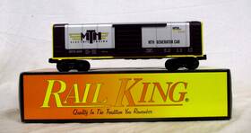 30-74223 Mth Railking Mthrrc - 2005 Rounded Roof Box Car With Generator O Gauge