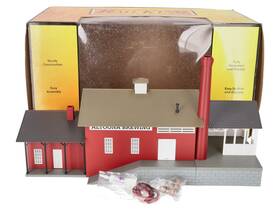 30-90184 Mth Assembled Altoona Brewing Brewery Without Perating Smoke Ln/box