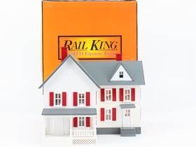 30-90333 Mth O 1/48 Scale Rail King Farm House - Lighted 30-90333 Mth O 1/48 Scale Rail King Farm House - Lighted