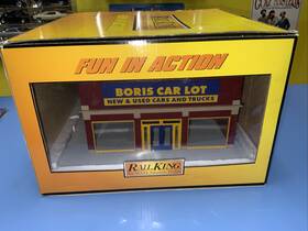 30-90416 Mth Rail King Boris Car Lot Used Dealership O Scale