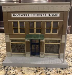 30-90683 Mth Railking Boxwell Funeral Parlor 2-story Building