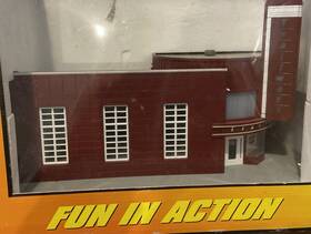 30-9070 Mth Rail King O-gauge 1/48 Trailways Bus Station