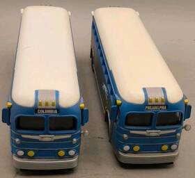A726 Mth 1 43 Philadelphia 1955 And Columbia 1947 Greyhound Bus