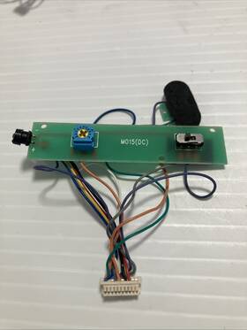Ce-2100015 Mth Ho Off On Switch Circuit Board With 1 White Marker Led For Parts Read Pls Ce-2100015 Mth Ho Off On Switch Circuit Board With 1 White Marker Led For Parts Read Pls