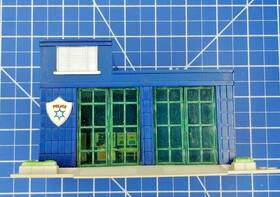 New-raytoys 077071013826 Ray Ho Scale Police Station Building With Helipad