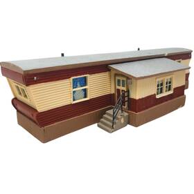 871005 Nucomp Minatures Built Miniatures Ho Scale #871005 Mobile Home Trailer