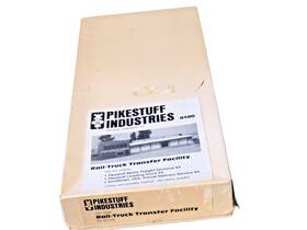 0100 Pikestuff Industries Rail-truck Transfer Facility - Ho Scale Unbuilt Kit