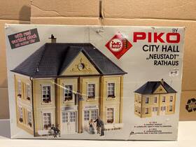 62020 Piko City Hall Neustadt Rathaus - 2x Missing Pieces G Scale Building Set
