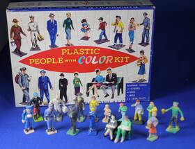 1605-100 Plasticville - Pf-4 Cotizens Painted Complete Excellent