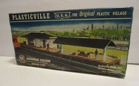2605-100 Plasticville - Ho Scale Suburban Station Kit Nice Original Box